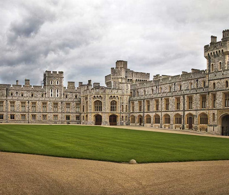 Windsor-Castle-Courtyard